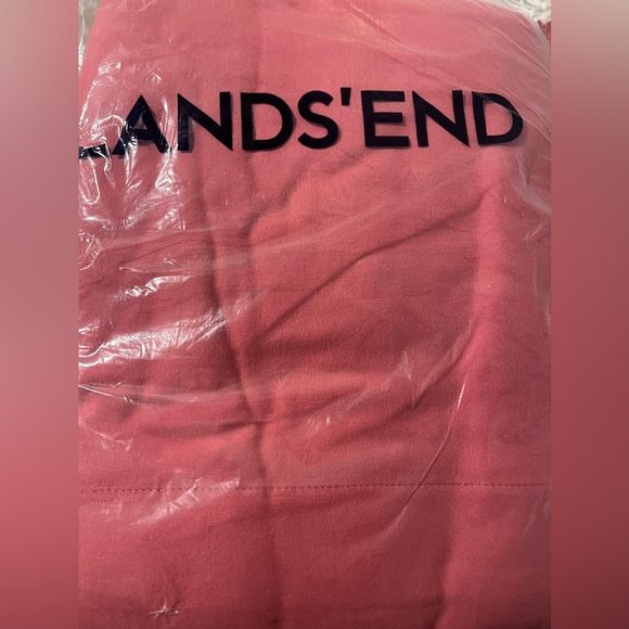 Lands' End Other - NEW Lands End Super COZY Cotton Flannel Sheet Set- Queen- Baroque Rose